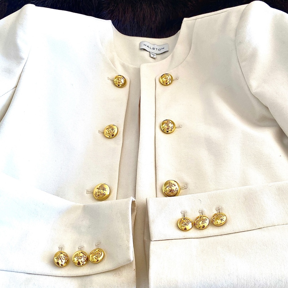 A HALSTON size 2 Blazer in winter white.